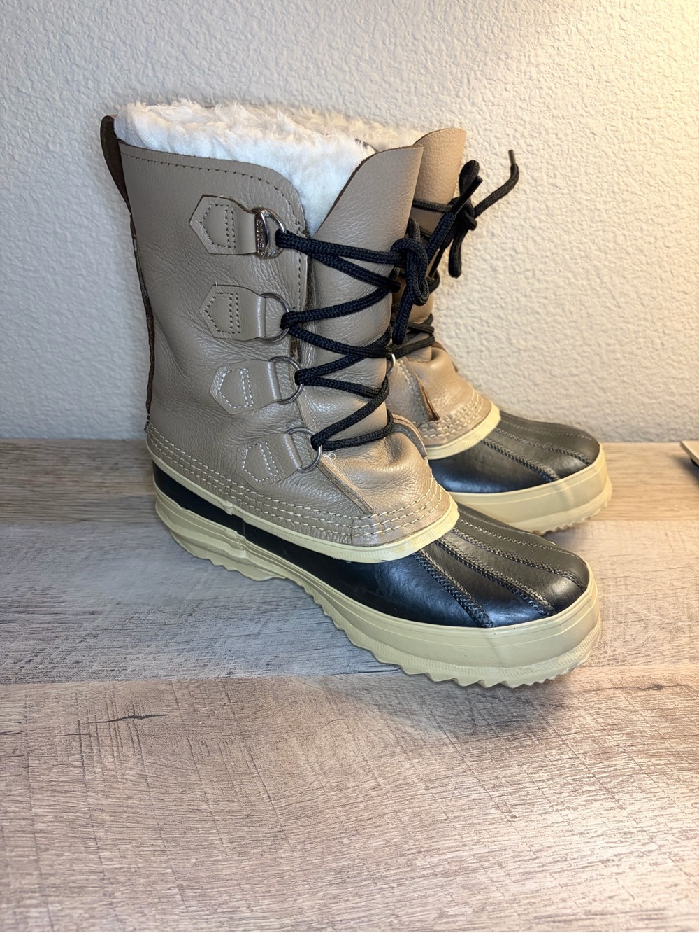 Vintage Sorel Alpine Women’s Size 6 Leather Snow Duck Boots